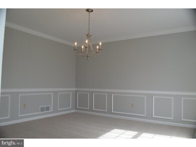 807 Cottonwood Dr, Malvern, PA 19355 - photo 5