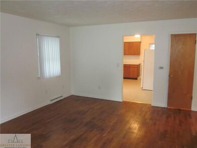 5835 Schafer Rd, Lansing, MI 48911 - photo 4