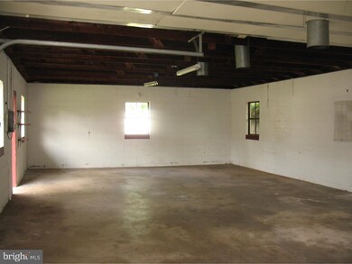 114 W Centre St, Woodbury, NJ 08096 - photo 7