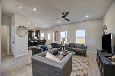 256 Eagleville Dr, Alvin, TX 77511 - photo 5