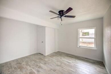 1007 N Clay St, Ennis, TX 75119 - photo 4