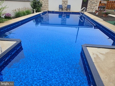 81 James St, Keyser, WV 26726 - photo 3