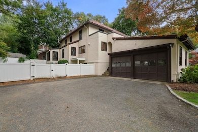 26 Larch Rd, Waban, MA 02468 - photo 3