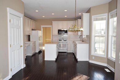 05-Kitchen & Eating Space