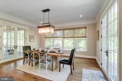 8704 Standish Rd, Alexandria, VA 22308 - photo 2