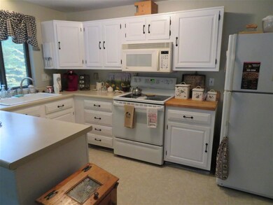 17A Kienia Rd, Hudson, NH 03051 - photo 2