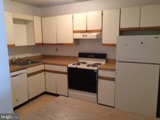 704 A A Putnam Blvd unit A, Wallingford, PA 19086 - photo 2