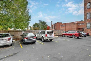 409 Pine St unit 101, Providence, RI 02903 - photo 4