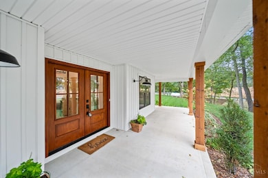 277 Sulphur Spring Rd, Chillicothe, OH 45601 - photo 2