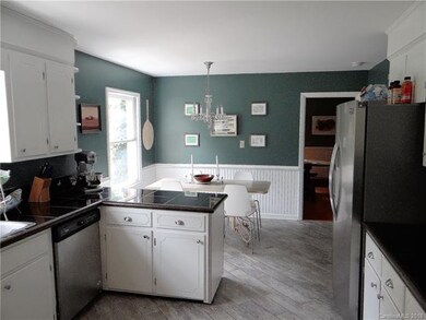 More counter space and eat in kitchen.