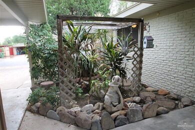 800 E 8th St, Weslaco, TX 78596 - photo 5