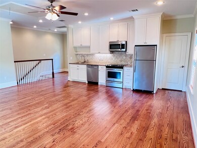 919 Arlington St unit A, Houston, TX 77008 - photo 6