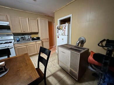 11 Foster St, Fall River, MA 02721 - photo 5