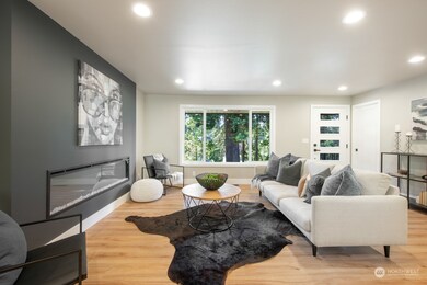 7909 199th St SW, Edmonds, WA 98026 - photo 4