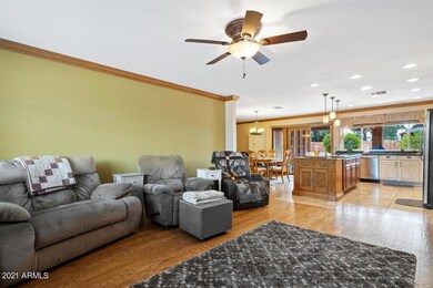 04-Living Room