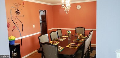 8413 Snowden Loop Ct, Laurel, MD 20708 - photo 2