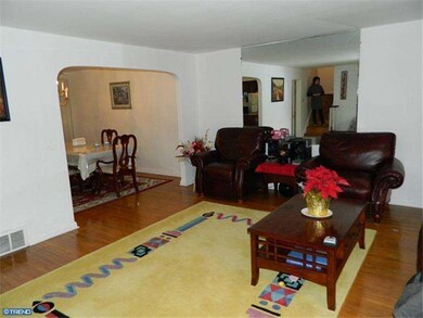 405 Burning Tree Rd, Wallingford, PA 19086 - photo 4
