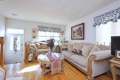 53 Chess Loop, Staten Island, NY 10306 - photo 2