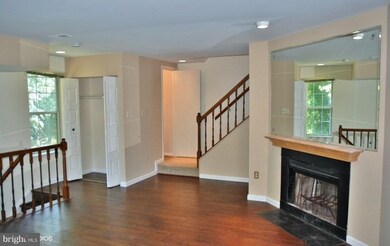 2 Alpen Green Ct unit 19, Burtonsville, MD 20866 - photo 7