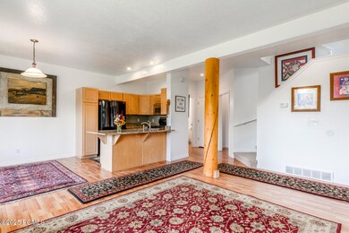 007_2708_cottage_loop_pc-7_337