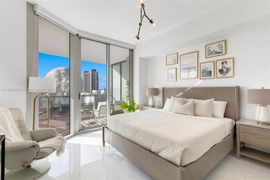 Paramount at Miami Worldcenter unit 1010, Miami, FL 33132 - photo 4