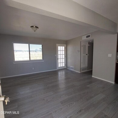 2214 Cumbre Negra St, El Paso, TX 79935 - photo 5