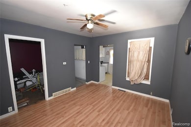 1213 E Kalamazoo St, Lansing, MI 48912 - photo 3