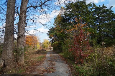 570 Old Well Rd, Phenix, VA 23959 - photo 4