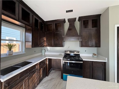 2320 Victoriano St, Weslaco, TX 78596 - photo 2