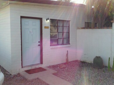 Front Entry Middle Unit