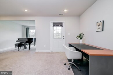 8085 Trotters Chase, Ellicott City, MD 21043 - photo 6