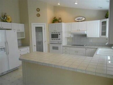 911 Muirfield Ln, Nampa, ID 83686 - photo 2