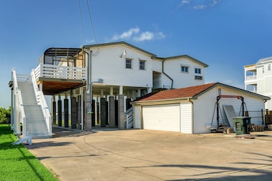 9814 Airways Ln, Galveston, TX 77554 - photo 2