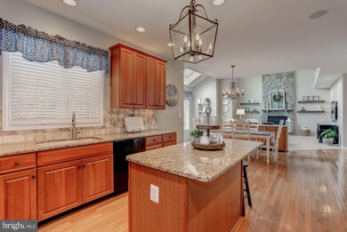 25945 Quinlan St, Chantilly, VA 20152 - photo 2