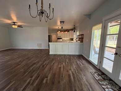 3076 3076 Rocking Horse Ranch Rd, Marlow, OK 73055 - photo 3