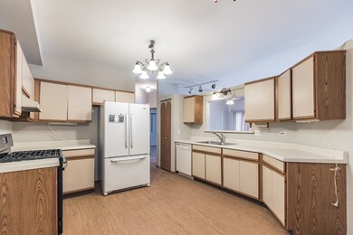 1662 Commodore Ct unit 1, Schaumburg, IL 60193 - photo 4