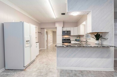 Kitchen 5