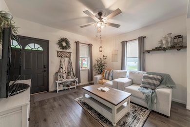 DLivingWillStreet0018