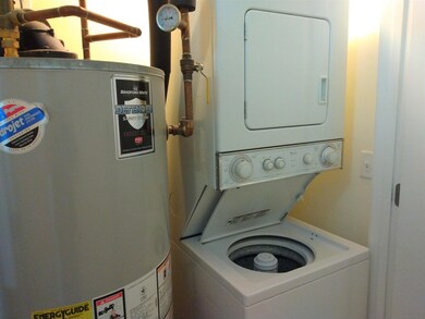 37 Hawthorne Dr unit 100, Bedford, NH 03110 - photo 7