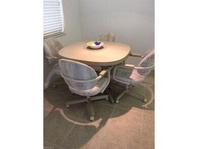 Kitchen eating area.