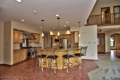 202 Greystone Dr, Shavertown, PA 18708 - photo 3