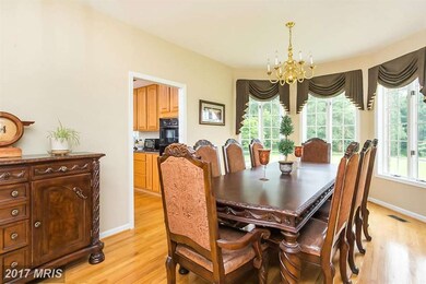 11908 Whispering Oak Ct, Reisterstown, MD 21136 - photo 4