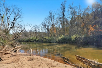 0000 Quarter Round Rd unit 7, Pacolet, SC 29372 - photo 6