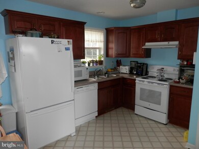 3774 Mountain Shadow Cir, Fayetteville, PA 17222 - photo 7