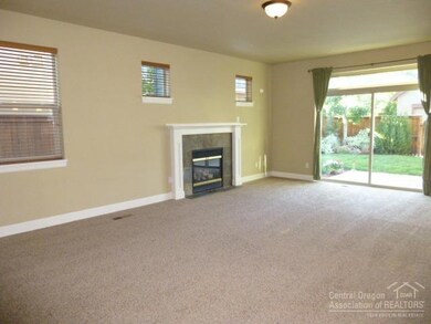 19716 Dartmouth Ave, Bend, OR 97702 - photo 3