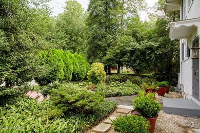 1434 Rosewood Ave, Louisville, KY 40204 - photo 4