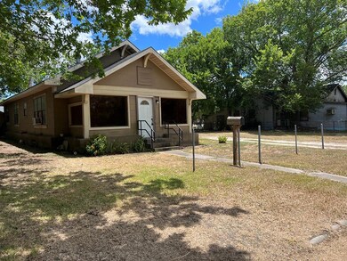 2508 8th St, Bay City, TX 77414 - photo 3