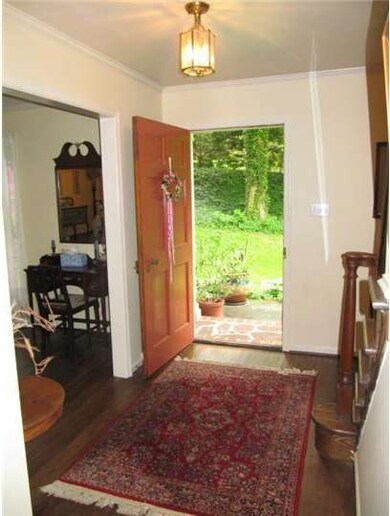 284 S Roberts Rd, Bryn Mawr, PA 19010 - photo 3