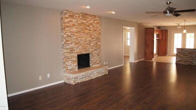 423 E Carson Dr, Tempe, AZ 85282 - photo 7