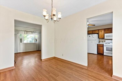 05-Dining Area